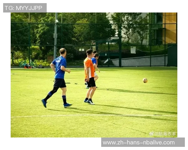 在空中足球场上体验飞翔与竞技的完美结合